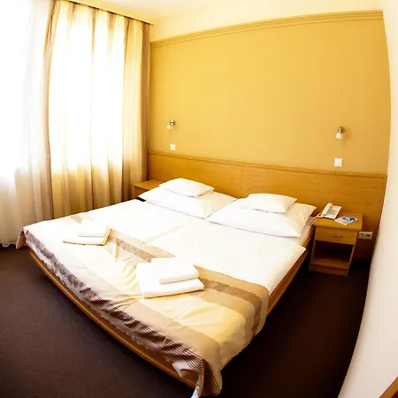 Hotel Granada Conference, Wellness And Sport Kecskemét